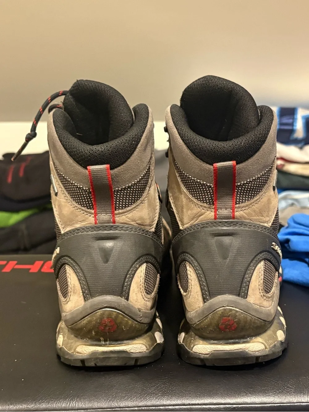 Salomon durable trail